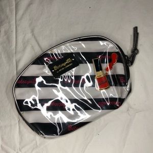 Betseyville by Betsey Johnson Makeup Case